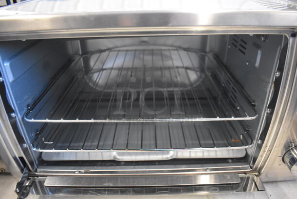 Oster TSSTTVXXLL Toaster Oven 120 Volts 1 Phase.  Tested and Working! - Image 5 of 7