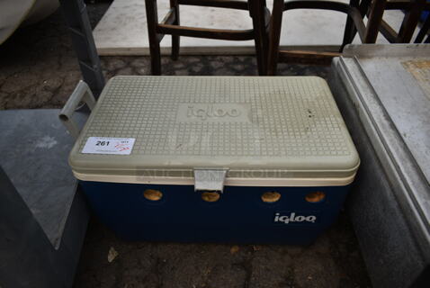 Igloo Blue and White Poly Jockey Box.