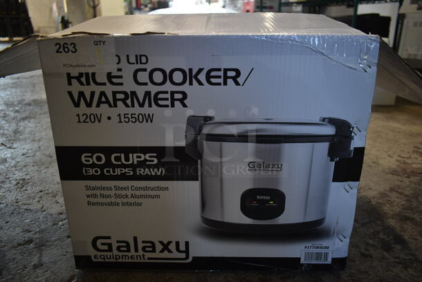 BRAND NEW SCRATCH AND DENT! Galaxy 177GRSC60 Stainless Steel 60 Cup Rice Cooker. 120 Volts, 1 Phase. Tested and Working! - Image 3 of 11