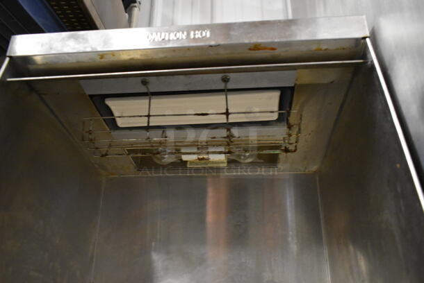 Hatco Glo Ray GRFHS-16 Stainless Steel Commercial Countertop Warmer / French Fry Dumping Station. 120 Volts, 1 Phase. Tested and Working! - Image 4 of 9