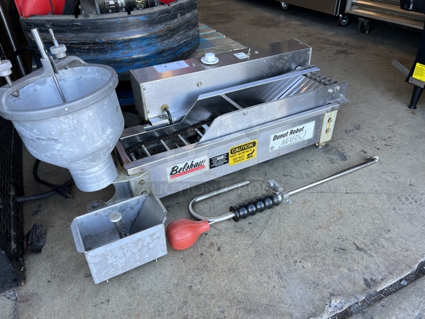 Belshaw MKI-GP Mark I Stainless Steel Commercial Countertop Donut Robot w/ Hopper. Missing Arm. 120 Volts, 1 Phase. 34x15x12 - Image 3 of 11