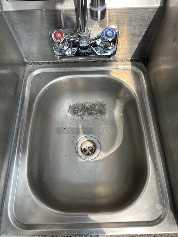 Krowne HS-30L Stainless Steel Commercial Single Bay Wall Mount Sink w/ Side Splash Guards, Faucet and Handles.  - Image 6 of 7