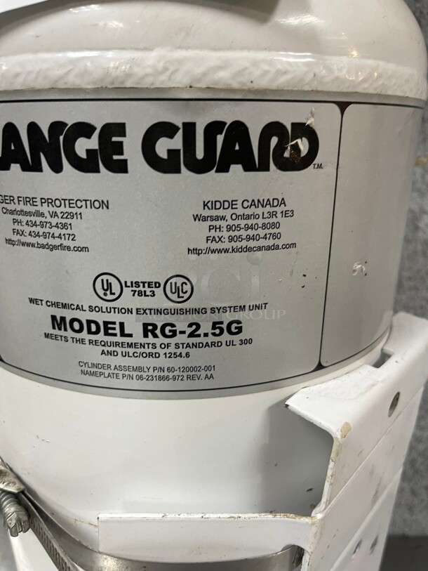 Range Guard RG-2.5G Cylinder With Valve and Badger Control Head Great for Commercial System - Image 4 of 8