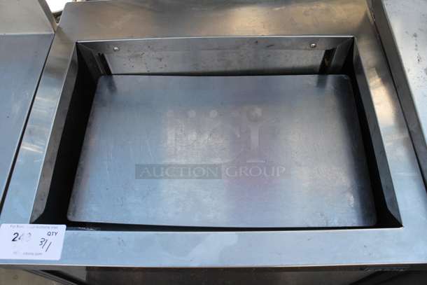 Cuddy Stainless Steel Commercial Baking Pan Return on Commercial Casters. - Image 2 of 3