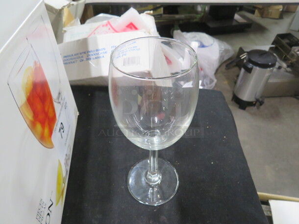 16.5oz Libbey Stem Wine Glass. 12XBID - Image 1 of 2