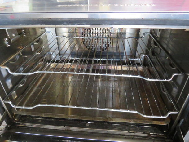 One Working Waring 500X Convection Oven With 2 Racks. 120 Volt. 24X24X14. $889.00. - Image 2 of 3