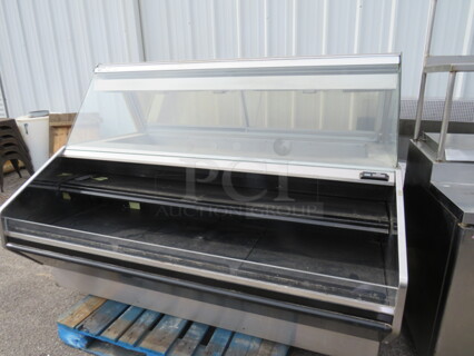 One Barker Grab And Go Heated Display Case, With Under Storage And 2 Rear Sliding Doors. 115/208 Volt. 3 Phase. 73X51X58