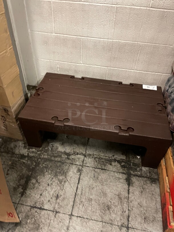 Cambro  36 in X 21 in X 12 in Stationary Dunnage Rack w/ 3000 lb Capacity, Polymer NSF Great For Food Storage  - Image 2 of 4