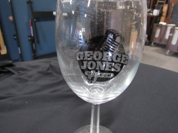 NEW Stem Wine Glass With George Jones Logo. 12XBID - Image 2 of 2