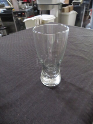 NEW Libbey 10oz Pilsner Beer Glass. #1178. 12XBID.