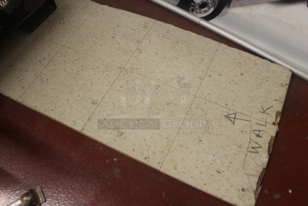 Metal Black Unit and Floor Panel - Image 4 of 4
