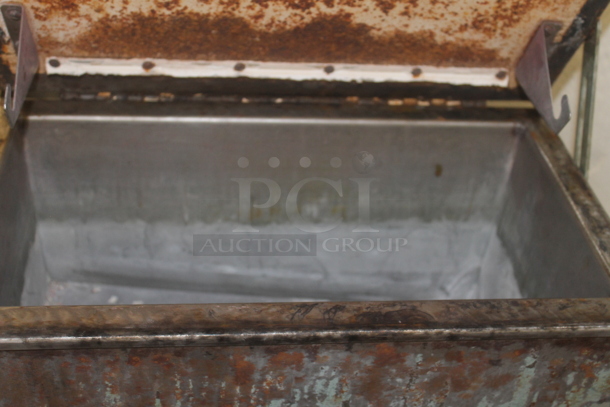 ALL ONE MONEY! PALLET LOT of Various Items Including Coburn Box, Pens and Keychains. - Image 5 of 7