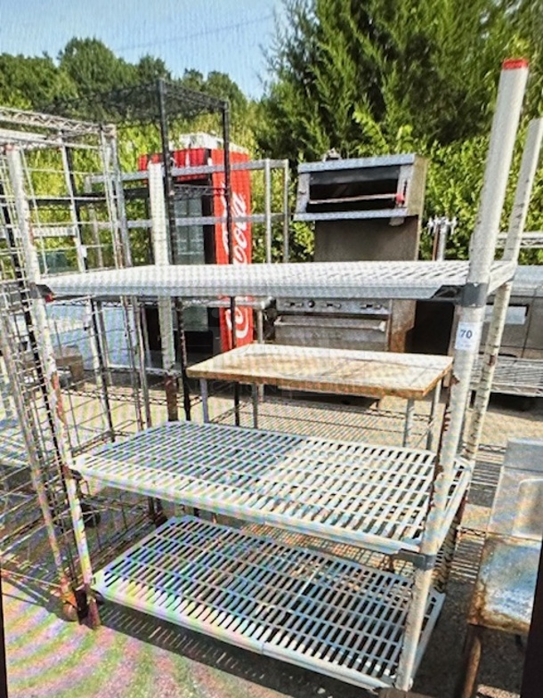 One Metro Shelf With 3 Shelves. 48X24X63 - Image 1 of 1