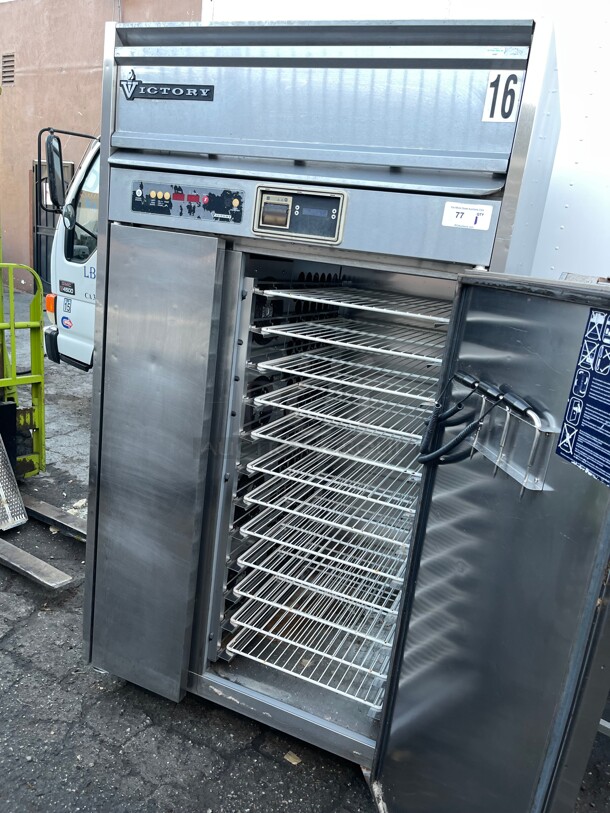 New! Victory VBC-100 Commercial Blast Chiller Hardening Cabinet 220 Volt 3 Phase NSF Tested and Working! - Image 9 of 10