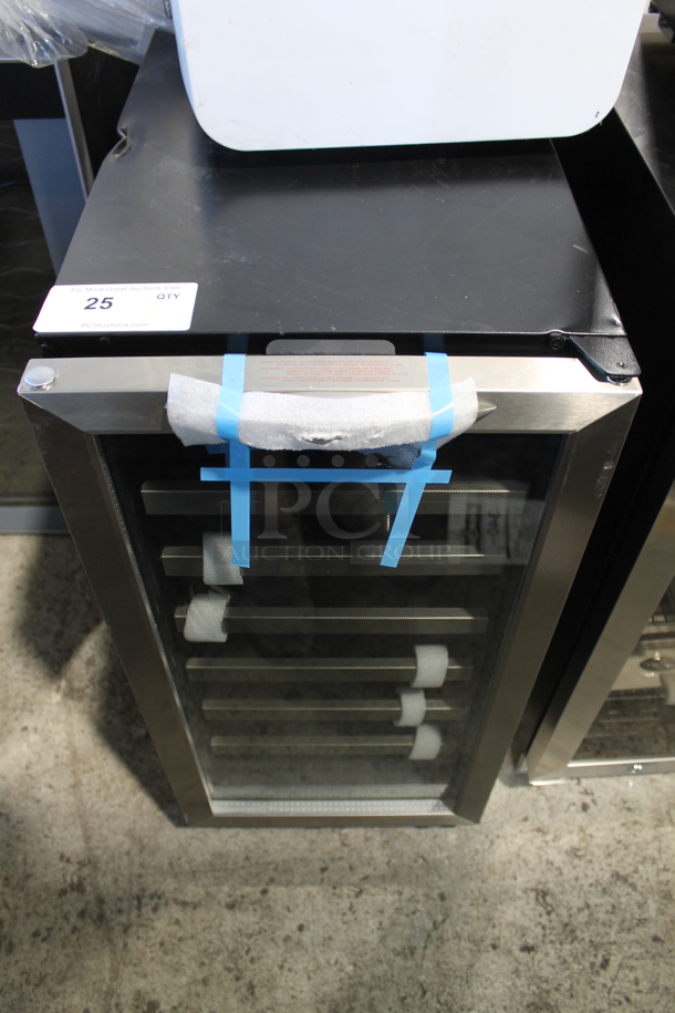 BRAND NEW SCRATCH AND DENT! Danby Silhouette DWC1534BLS 34-Bottle Built-in Wine Cooler Merchandiser. 115 Volts, 1 Phase. Tested and Working! - Image 2 of 5