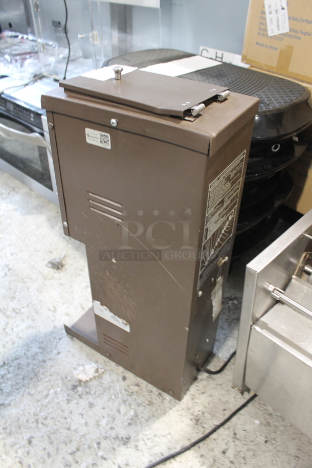 Grindmaster Metal Commercial Countertop Coffee Bean Grinder. 120 Volts, 1 Phase. Tested and Working! - Image 2 of 9