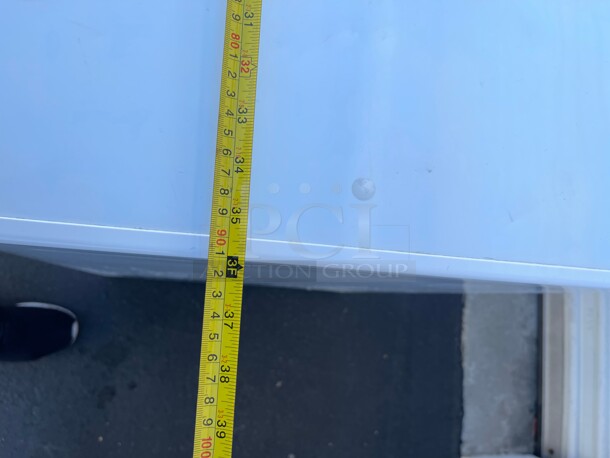 Barely Used! Magic Chef Commercial Free Standing Chest Freezer White NSF 115 Volt Tested and Working! - Image 7 of 9