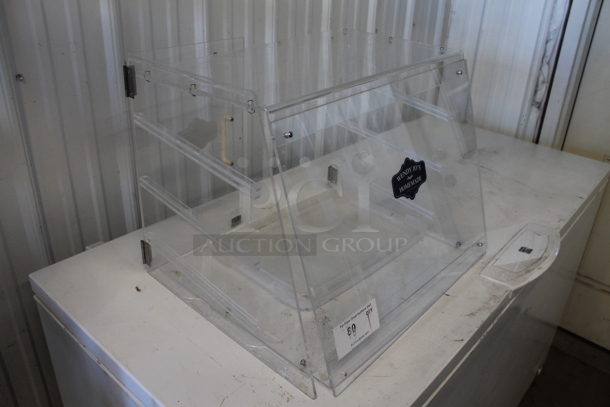 Poly Clear Countertop Dry Merchandising Case. Missing Rear Door. - Image 2 of 4