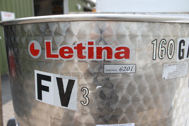 Letina 160 Gallon Stainless Steel Flat Bottom Wine Tank On Commercial Casters. - Image 2 of 5