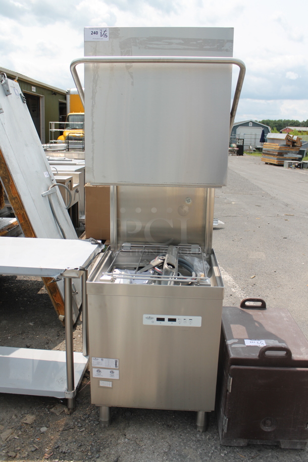 LIKE NEW! 2022 Mainstreet Equipment 541HTDT403 Stainless Steel Commercial Straight Pass Through Single Rack High-Temp Door-Type Dish Machine. 208-240 Volts, 1 Phase. Unit Has Only Been Used a Few Times! Tested and Working! - Image 2 of 10