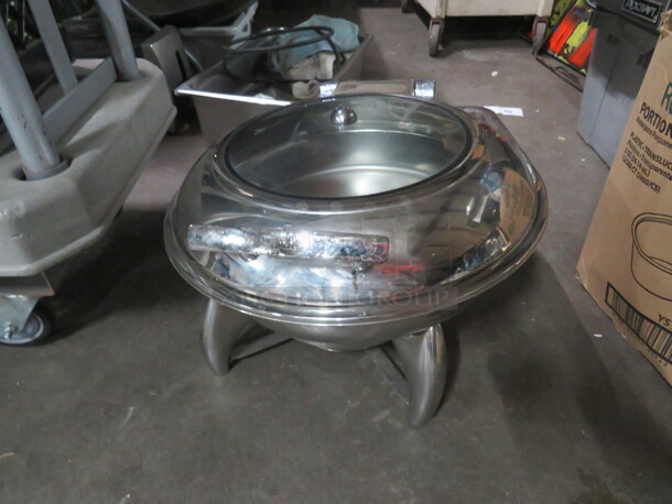 One Stainless Steel 4 Quart Induction Chafer With Window, And Stand. #CW40165. $489.99. - Image 1 of 2