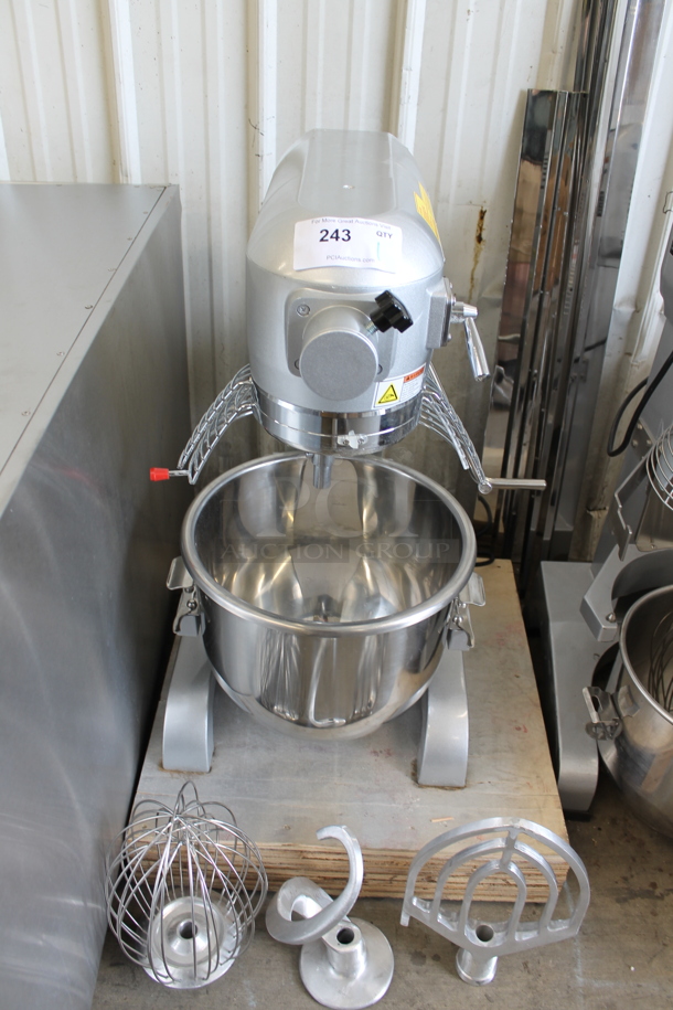 Primo PM-20 Metal Commercial 20 Quart Planetary Dough Mixer w/ Stainless Steel Mixing Bowl, Bowl Guard, Paddle, Whisk and Dough Attachments. Tested and Working! - Image 2 of 7