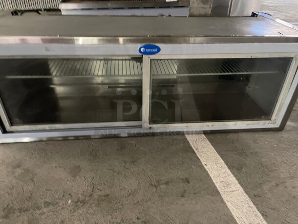 Clean! Randell® 42060A Commercial Refrigerated 60 Inch Wall Mount Display Case NSF 115 Volt Tested and Working! - Image 3 of 7