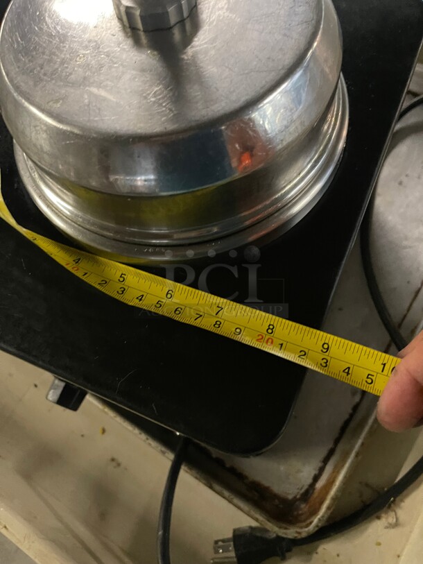 Server FSPW-SS  Supreme 48 oz. Pouched Product Warmer / Merchandiser with Pump - 120V, 517W Tested and Working! - Image 7 of 9