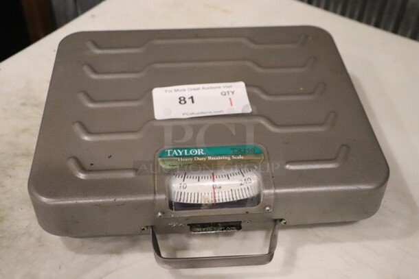 Taylor 250lb Heavy Duty Receiving Scale TESTED AND WORKING - Item #1111457