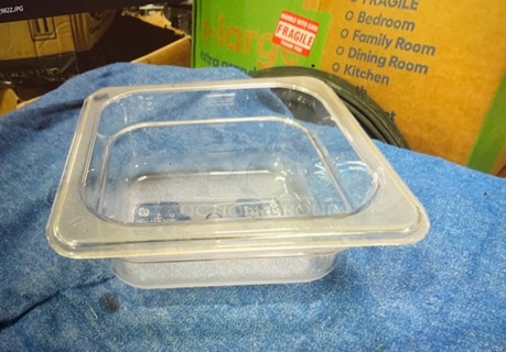 NEW 1/6 Size 2.5 Inch Deep Food Storage Container. 2XBID