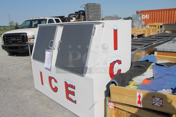 BRAND NEW SCRATCH AND DENT! 2023 Leer 60CSL 73" Outdoor Cold Wall Ice Merchandiser with Slanted Front and Galvanized Steel Doors. 115 Volt, 1 Phase. Tested and Working! - Image 3 of 12