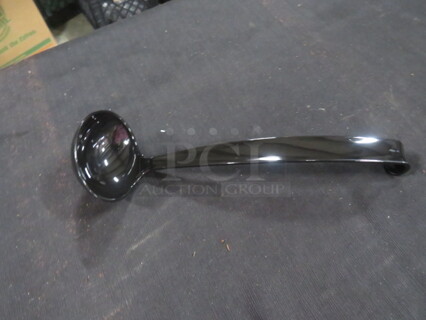 One Case Of 72 Poly Black Plastic 9 Inch Ladles. #LDL-BK.