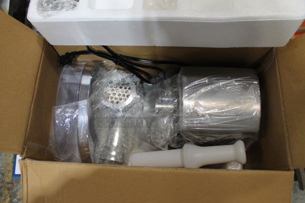 2 BRAND NEW IN BOX! Jasun JSMG 361 Metal Countertop Meat Grinder. 110 Volts, 1 Phase. 2 Times Your Bid! - Image 3 of 6