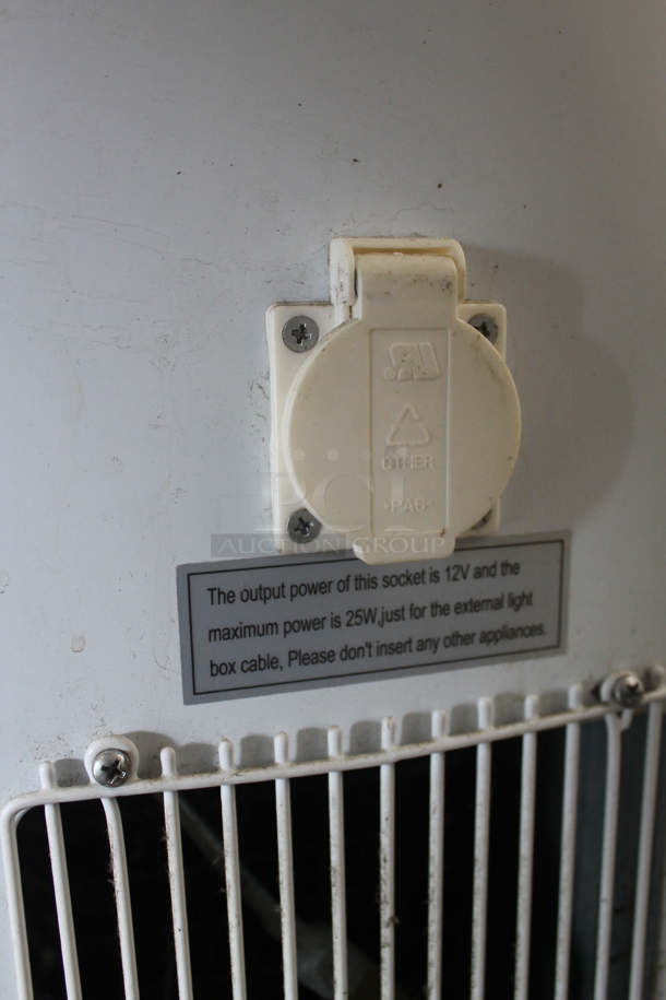 Excellence VB-4HC Metal Commercial Chest Freezer Merchandiser w/ Poly Coated Baskets on Commercial Casters. 115 Volts, 1 Phase. Tested and Working! - Image 9 of 10