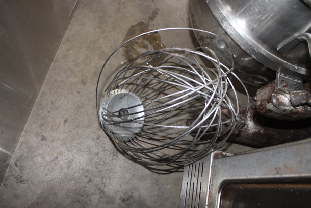 Hobart H-600T Metal Commercial Floor Style 60 Quart Planetary Dough Mixer w/ Stainless Steel Mixing Bowl, Whisk, Dough Hook and 2 Paddle Attachments. 208 Volts, 3 Phase.  - Image 2 of 12