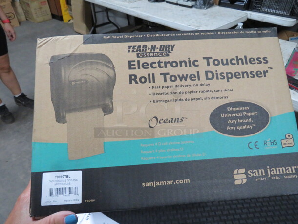 One NEW San Jamar Electronic Touchless Roll Towel Dispenser. #T8090TBL - Image 1 of 1