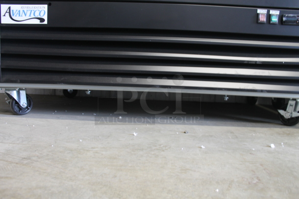 BRAND NEW SCRATCH AND DENT! 2023 Avantco 178GDS47HCB Metal Commercial 2 Door Reach In Cooler Merchandiser w/ Poly Coated Racks on Commercial Casters. 115 Volts, 1 Phase. Tested and Working! - Image 3 of 7