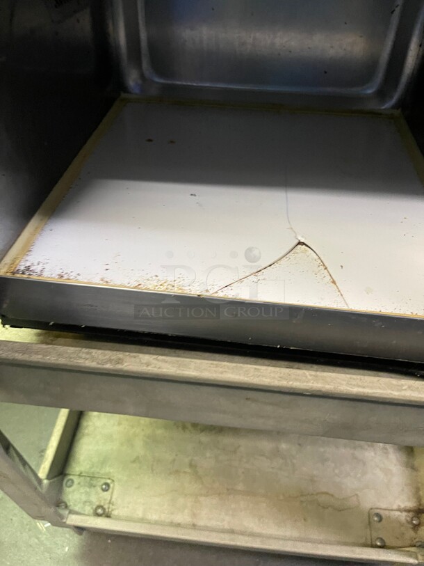 Amana RCS10TS Stackable Commercial Microwave with Push Button Controls - 120V, 1000W Tested and Working! - Image 7 of 8