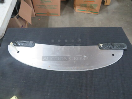 One Pizza Cutter.