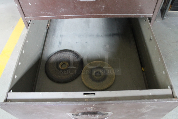 Brown Metal 4 Drawer Filing Cabinet on Commercial Casters. BUYER MUST REMOVE. - Image 6 of 7