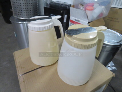 Syrup Dispenser. 2XBID