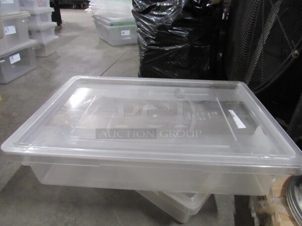 One 8.75 Gallon Food Storage Container With Lid.