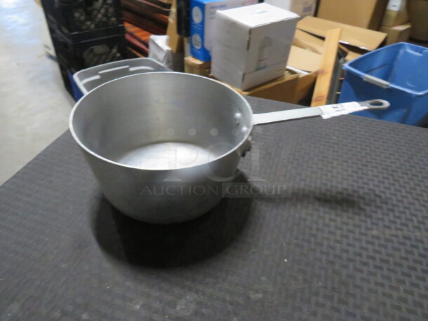 One 4-1/4 Quart Sauce Pot. #ASP-4 - Image 1 of 1