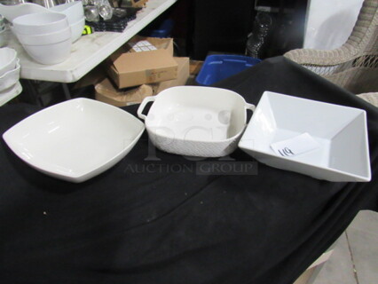 Assorted Serving Bowl. 3XBID