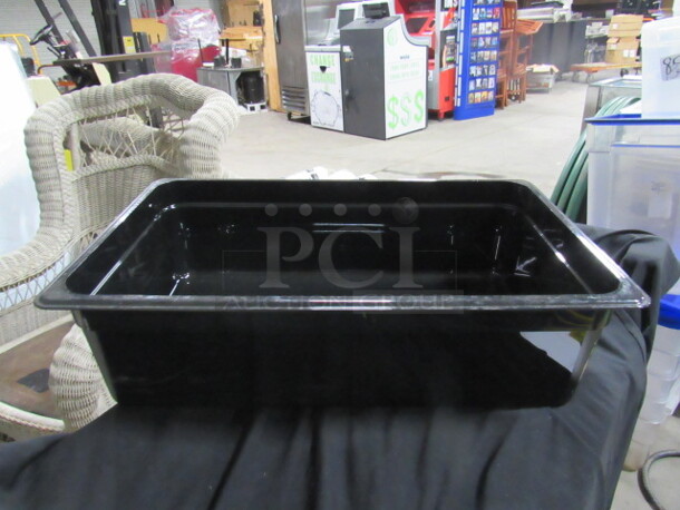 One NEW Cambro Full Size 6 Inch Deep Food Storage Pan. #16CW. 