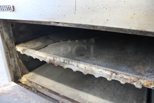 Blodgett Model 1405 Stainless Steel Commercial Countertop Electric Powered Pizza Oven w/ Stones. 208 Volts, 3 Phase. 27x26x17 - Image 5 of 6
