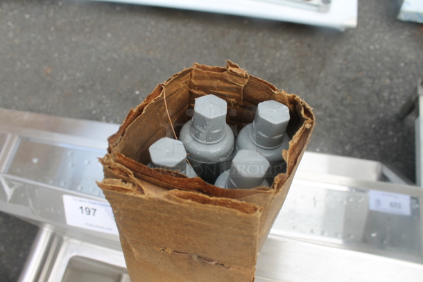 BRAND NEW SCRATCH AND DENT! Universal M-2N162014-RDI8 Stainless Steel Commercial 2 Bay Sink w/ Right Side Drain Board and Legs. Bays 16x20x14. Drain Board 16x22 - Image 4 of 5