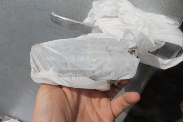 Amerikooler Metal Walk In Door. - Image 4 of 5