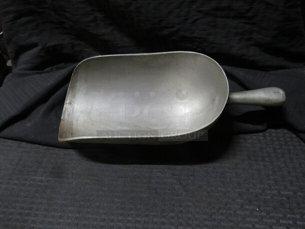 One  Aluminum Scoop. - Image 1 of 1