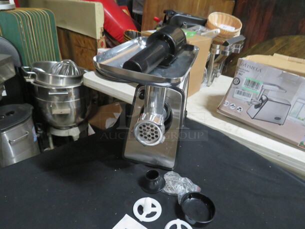 One NEW Lovimela Meat Grinder. #HY-1642 - Image 3 of 3